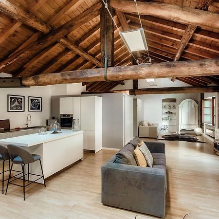 Corte Delle Rondini - Bymyhomeincomo Kültér fotó