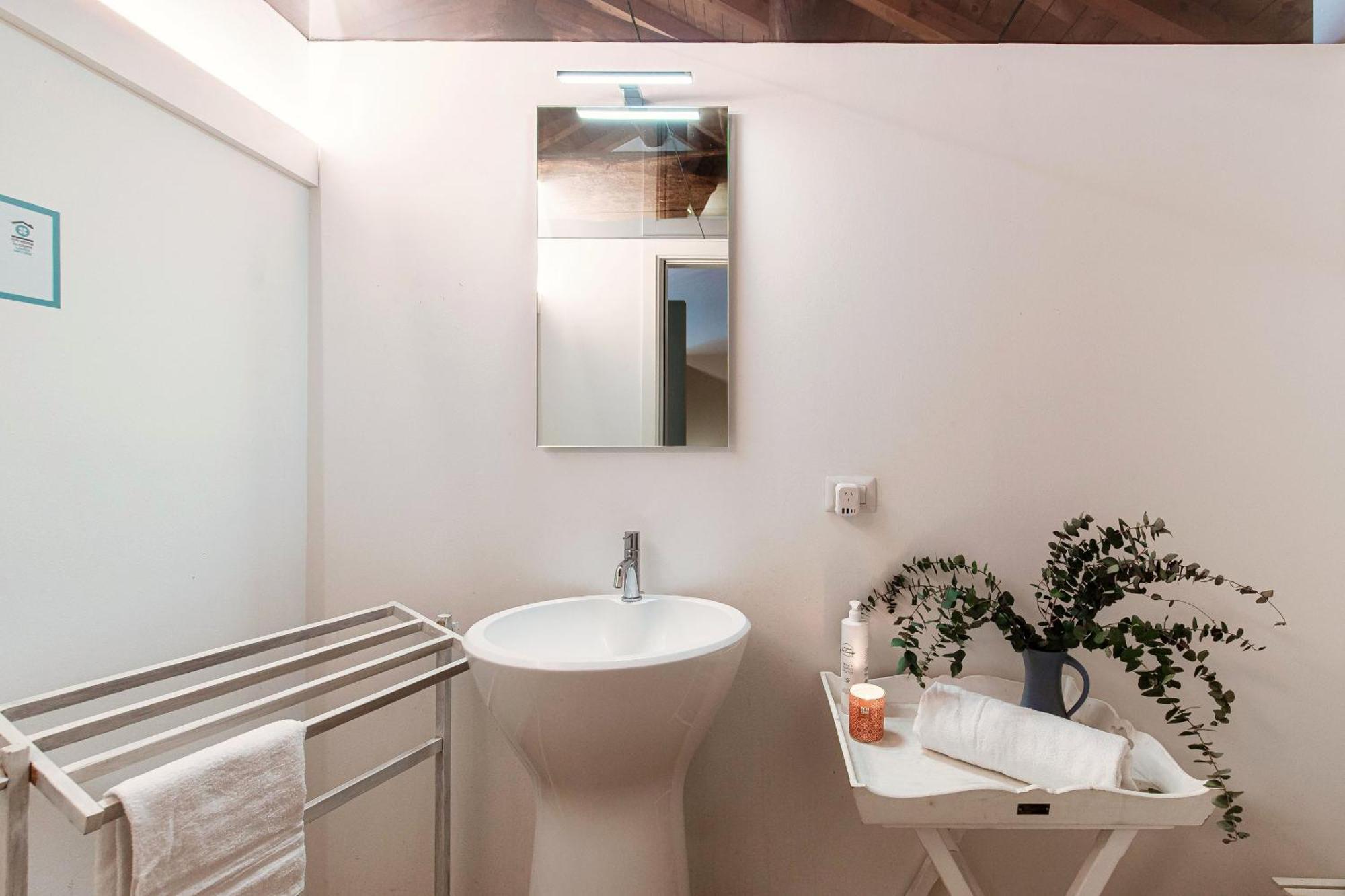 Corte Delle Rondini - Bymyhomeincomo Kültér fotó