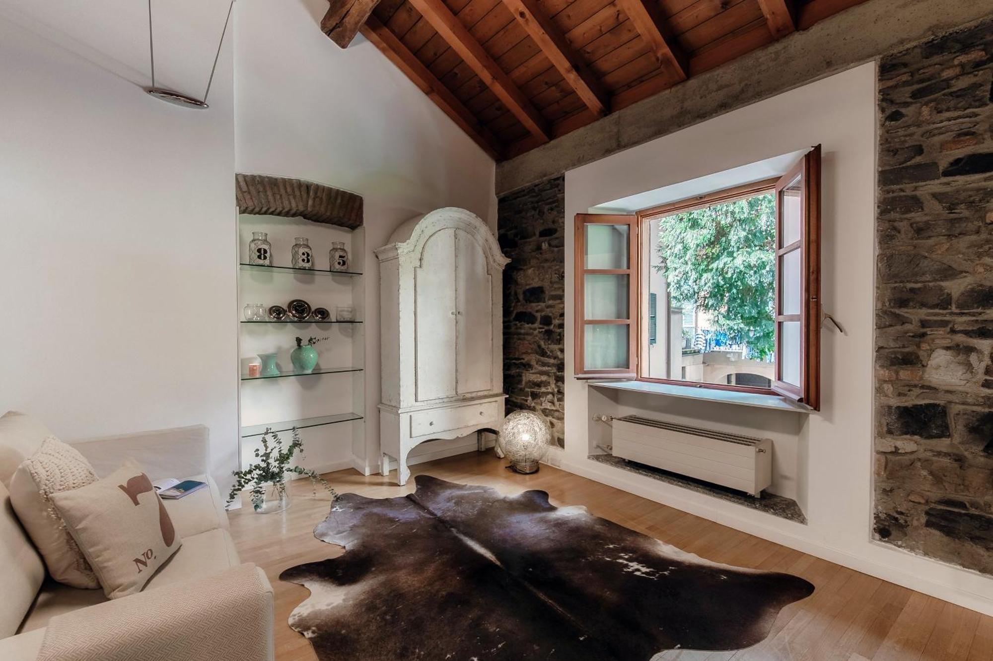 Corte Delle Rondini - Bymyhomeincomo Kültér fotó